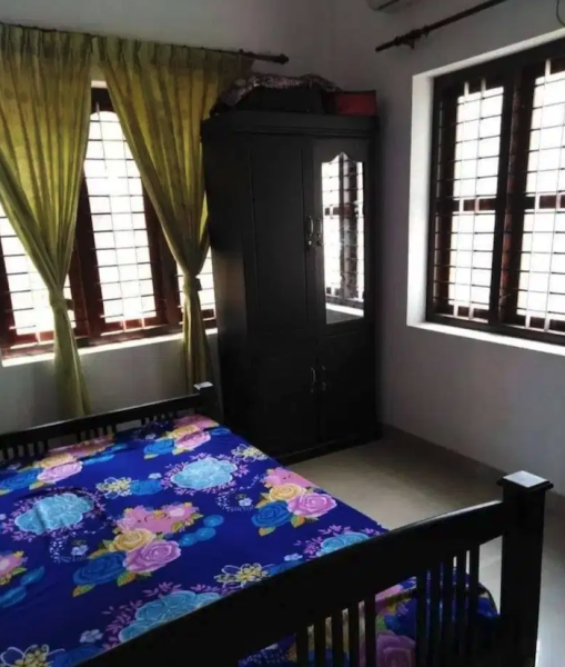 Paying guest ladies accomodation